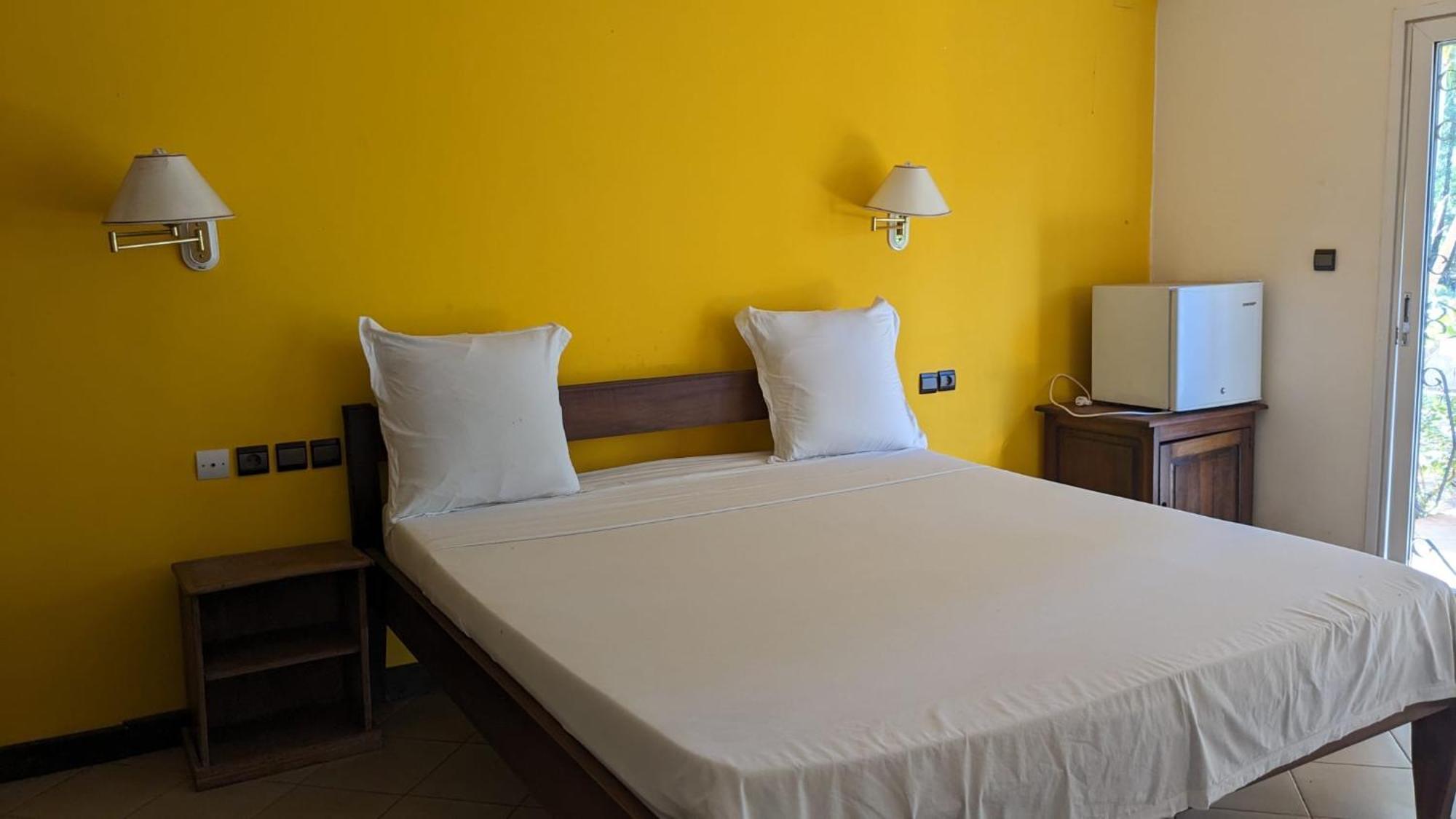 Ar Sun Hotel Antsiranana Zewnętrze zdjęcie