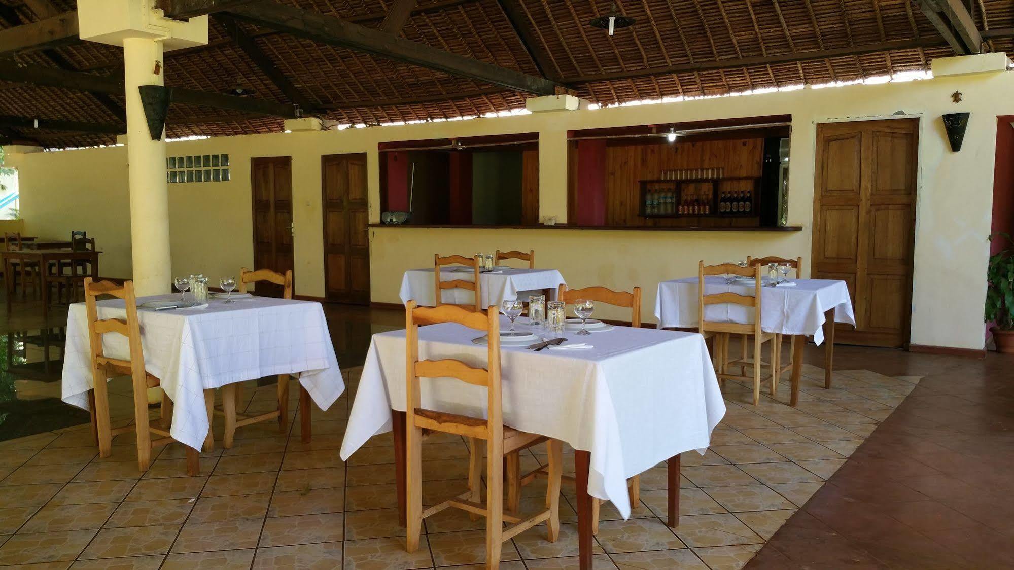 Ar Sun Hotel Antsiranana Zewnętrze zdjęcie